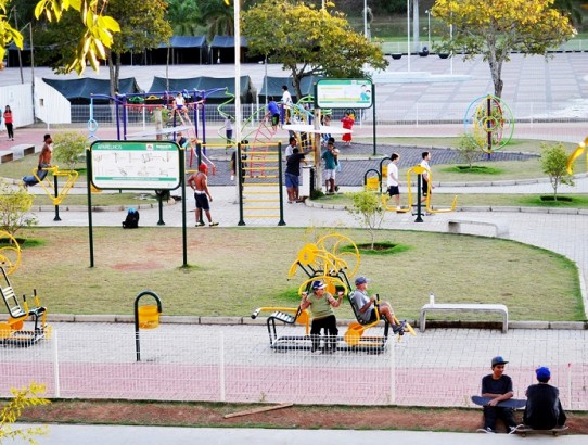 Calor faz aumentar o movimento das academias ao ar livre